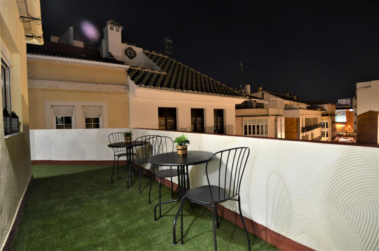 Atico De Lujo En El Centro Historico Apartment Malaga Bagian luar foto